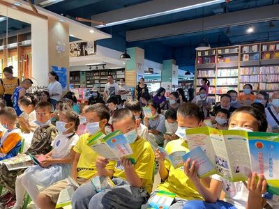 用未成年人喜闻乐见的方式“一站式”护苗